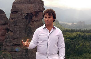 Свещенна терапия ще проведе Зор Алеф