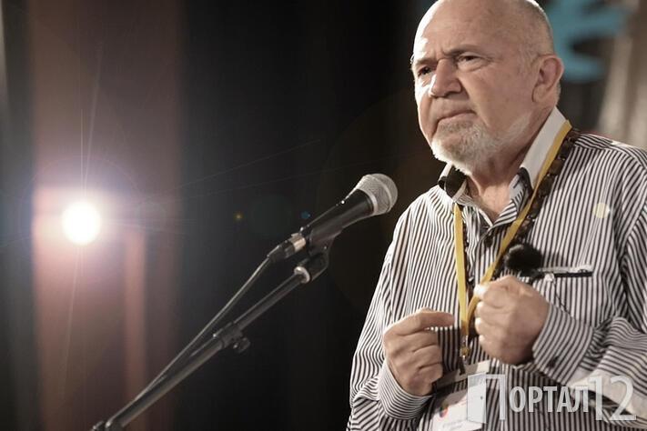  Емил Елмазов